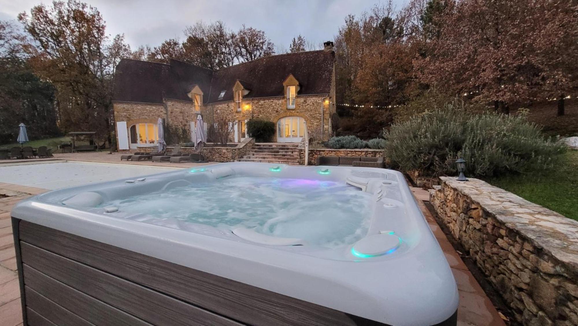 Luxury Chateau W. Pool & Hot Tub In Dordogne Beynac-et-Cazenac Exterior photo