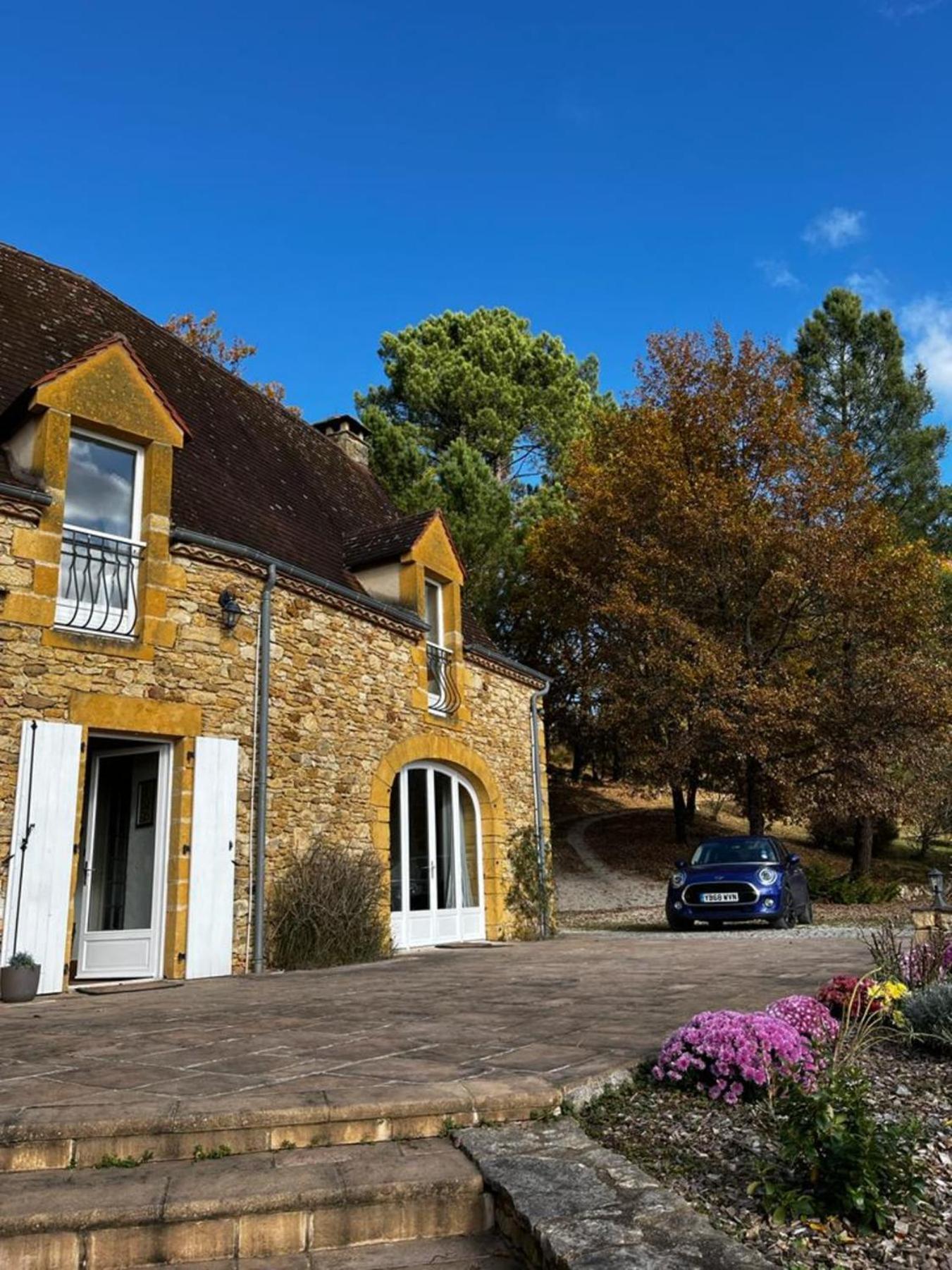 Luxury Chateau W. Pool & Hot Tub In Dordogne Beynac-et-Cazenac Exterior photo