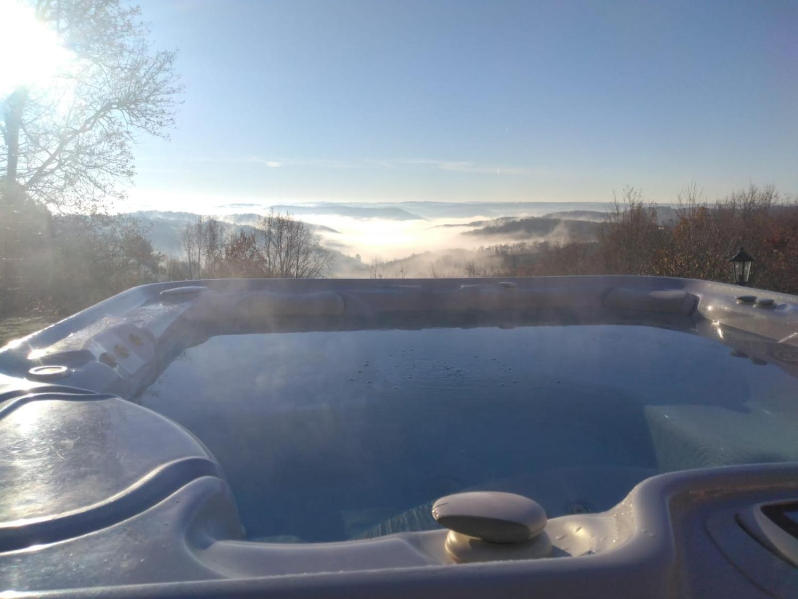 Luxury Chateau W. Pool & Hot Tub In Dordogne Beynac-et-Cazenac Exterior photo